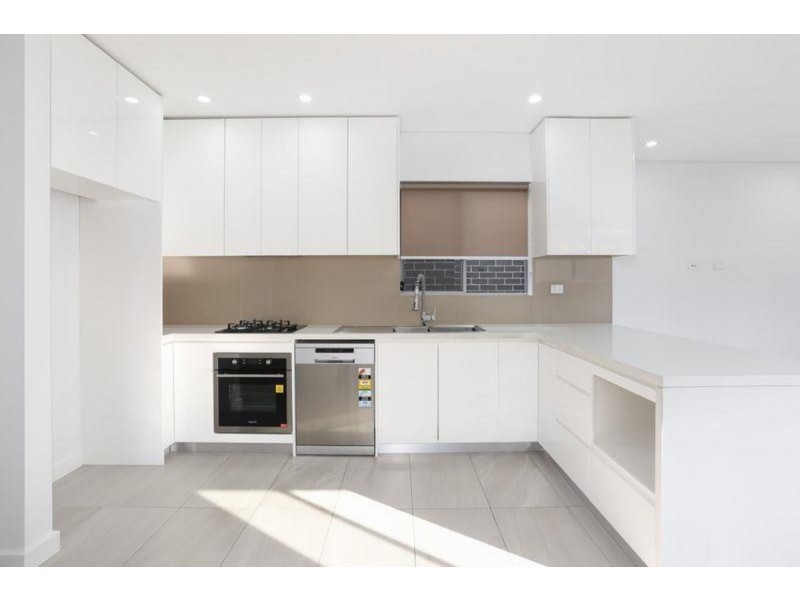 27 Villiers Road, Merrylands NSW 2160